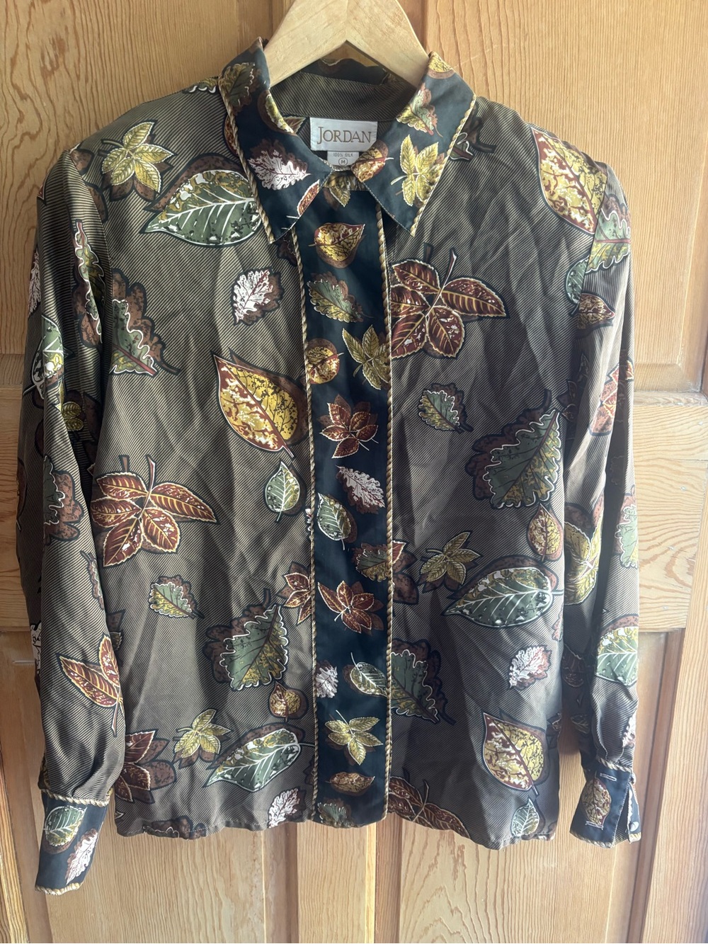 Vintage Jordan 100% Silk Autumn Leaves Patterned Button Down Shirt | Medium